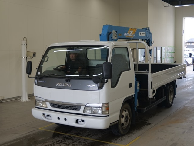 ISUZU ELF — фото