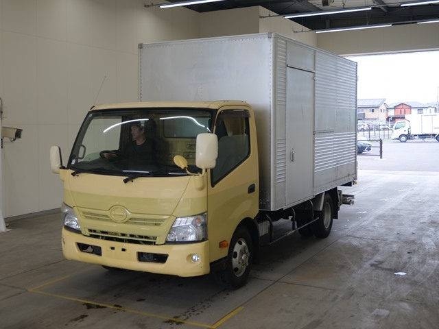 HINO DUTRO — фото