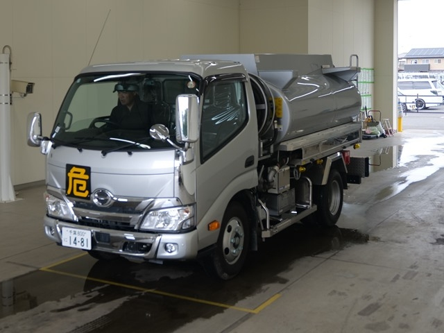 HINO DUTRO — фото