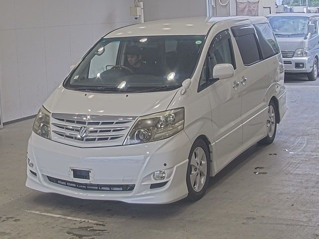 TOYOTA ALPHARD — фото