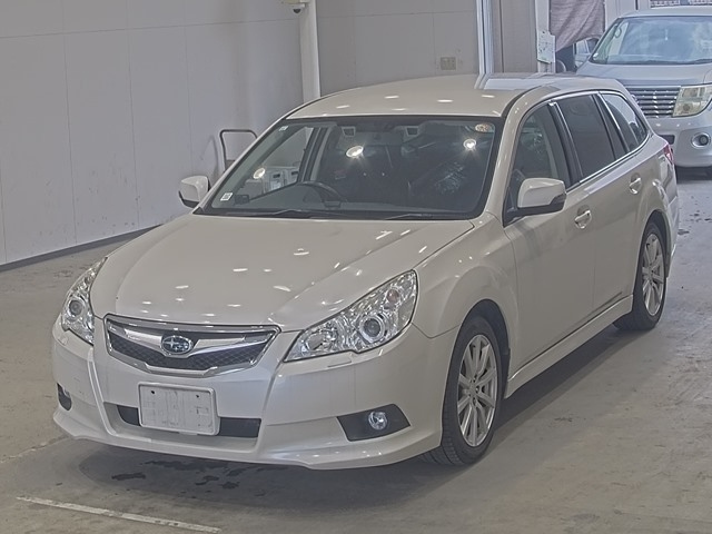 SUBARU LEGACY — фото
