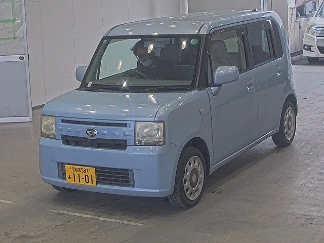 DAIHATSU MOVE — фото
