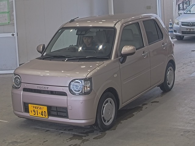 DAIHATSU MIRA — фото