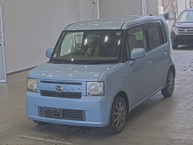 DAIHATSU MOVE — фото