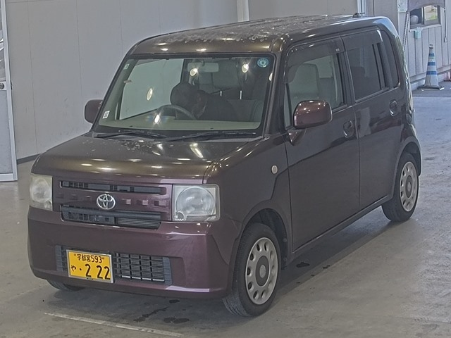TOYOTA PIXIS — фото
