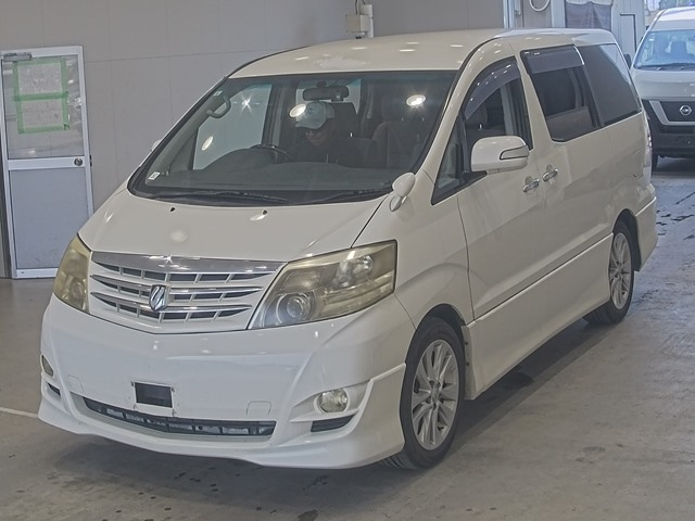 TOYOTA ALPHARD — фото