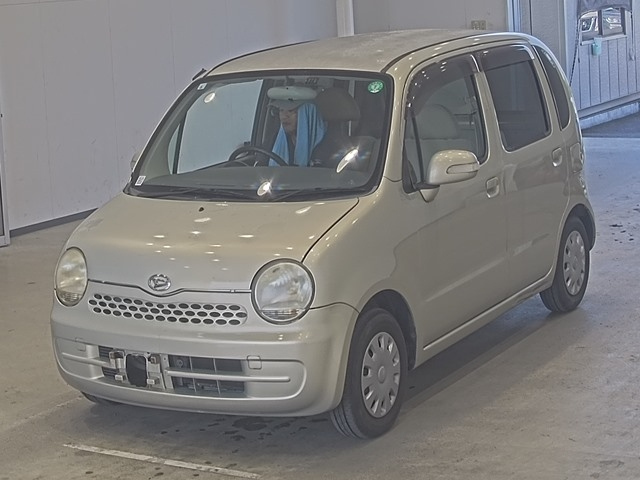 DAIHATSU MOVE — фото