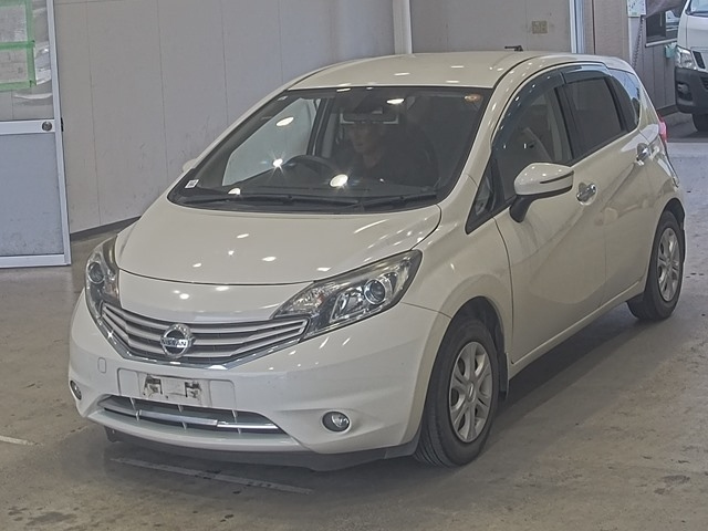 NISSAN NOTE — фото