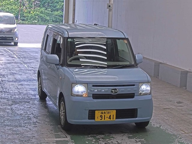 DAIHATSU MOVE — фото