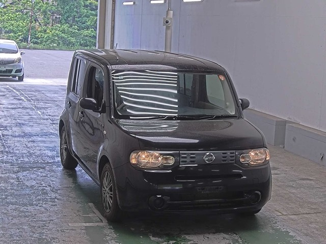 NISSAN CUBE — фото