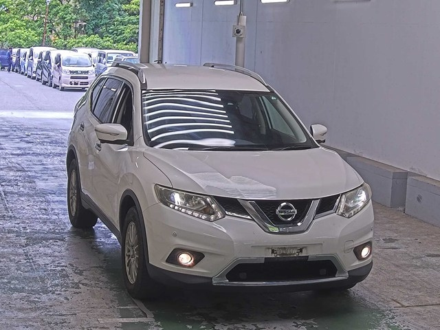 NISSAN X TRAIL — фото