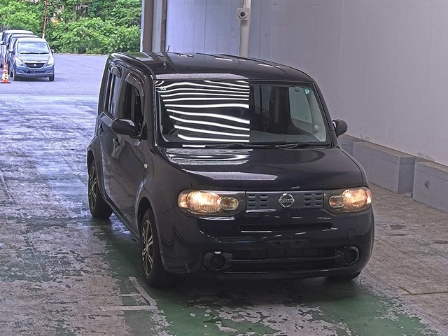 NISSAN CUBE — фото