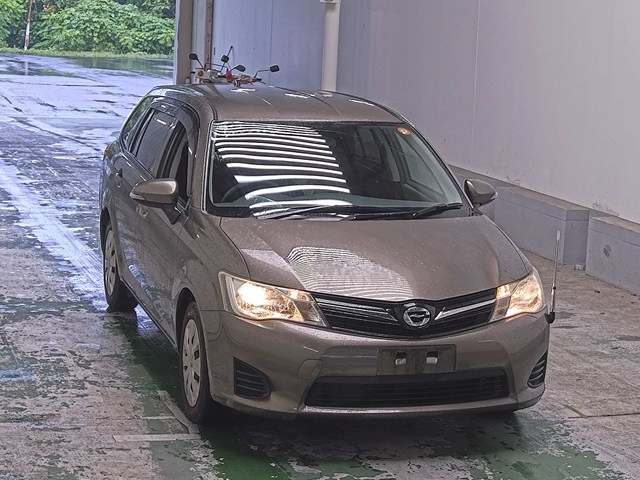 TOYOTA COROLLA — фото