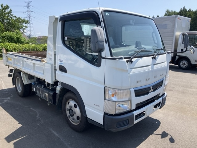 MITSUBISHI CANTER — фото