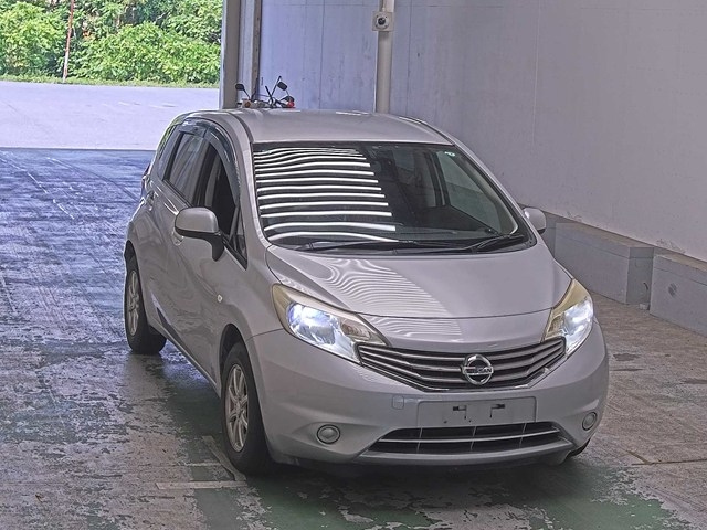 NISSAN NOTE — фото