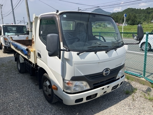 HINO DUTRO — фото