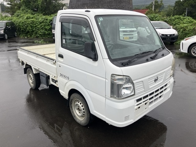 NISSAN CLIPPER — фото