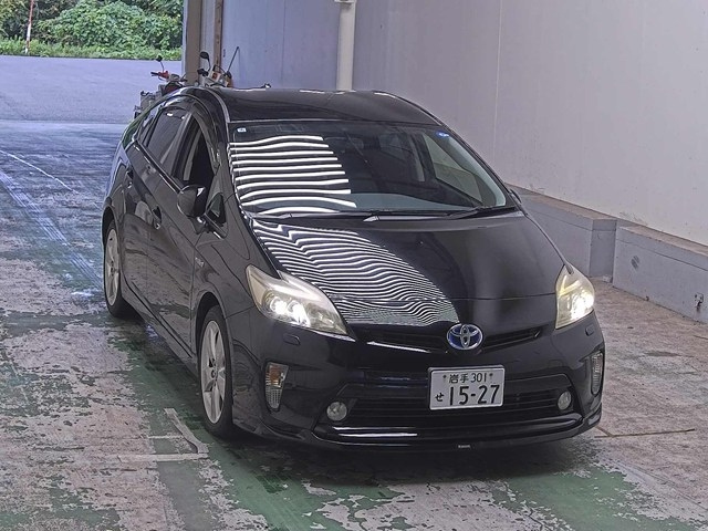 TOYOTA PRIUS — фото