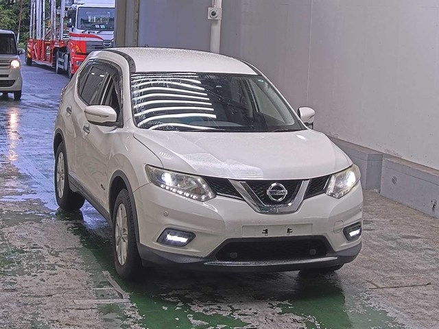 NISSAN X TRAIL — фото