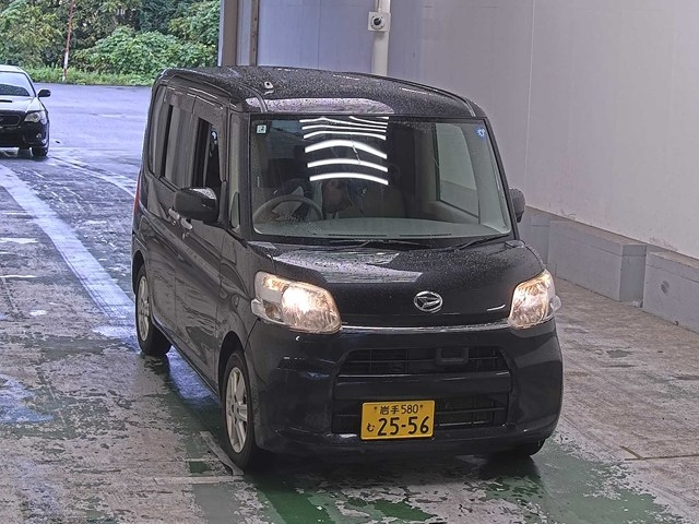 DAIHATSU TANTO — фото