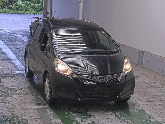 HONDA FIT — фото