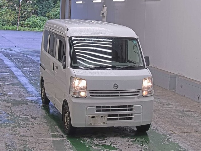 NISSAN CLIPPER — фото