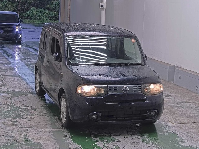 NISSAN CUBE — фото