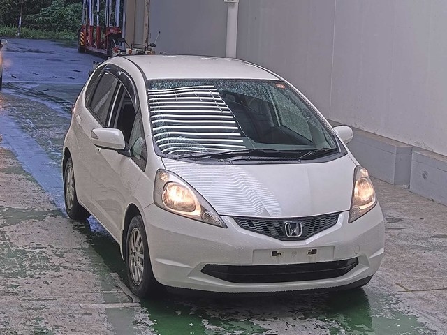 HONDA FIT — фото