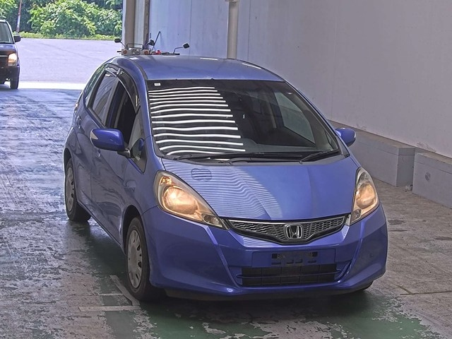 HONDA FIT — фото