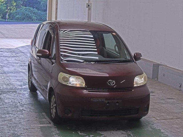 TOYOTA PORTE — фото