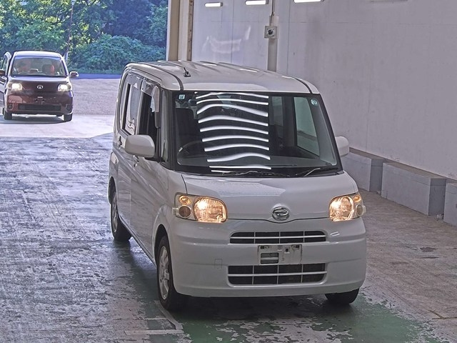 DAIHATSU TANTO — фото