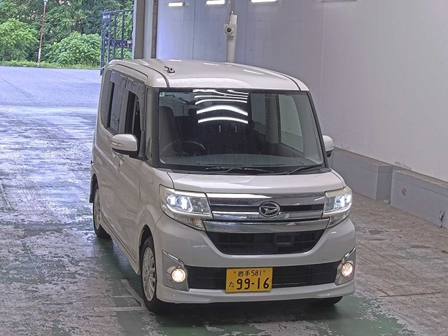 DAIHATSU TANTO — фото