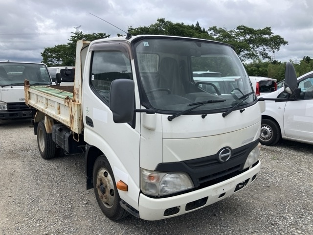 HINO DUTRO — фото