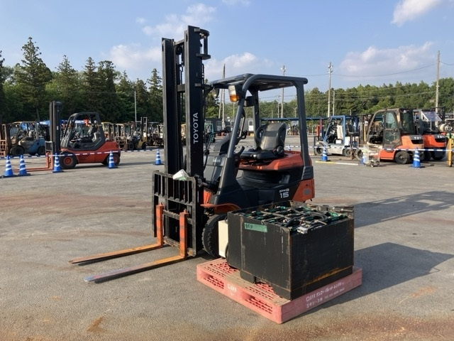 TOYOTA FORKLIFT — фото