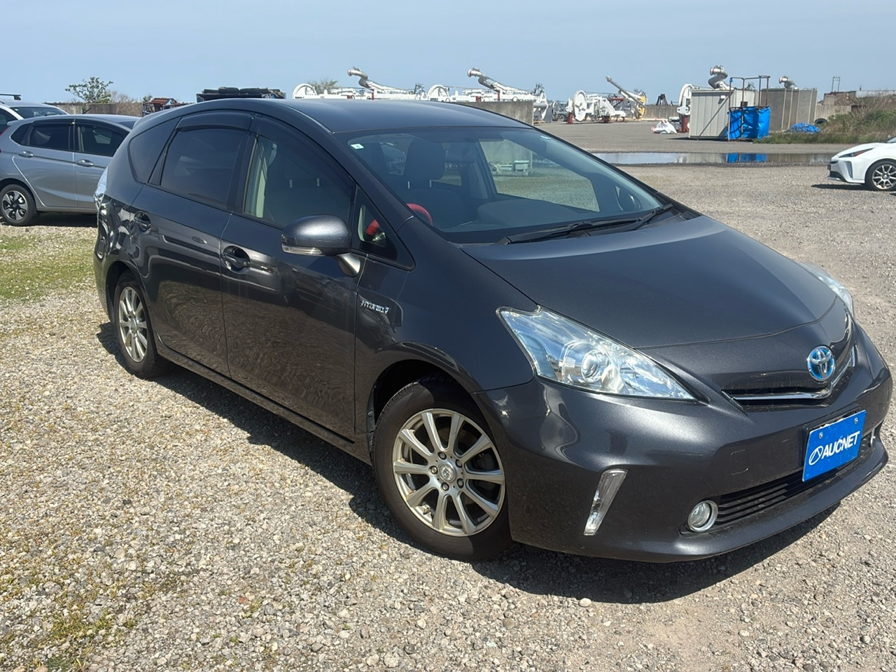 TOYOTA PRIUS — фото
