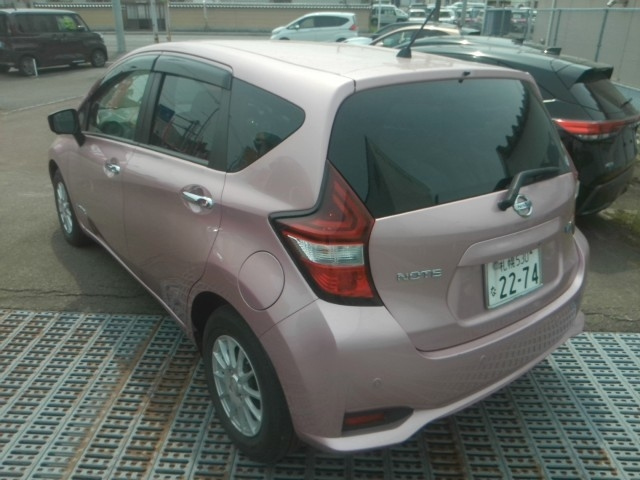 NISSAN NOTE — фото