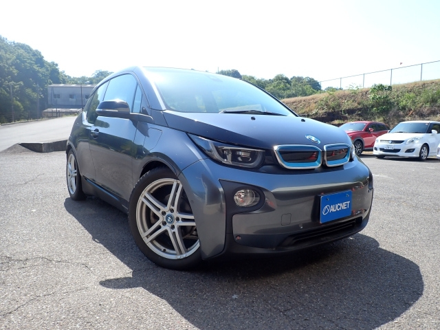 BMW I3 — фото