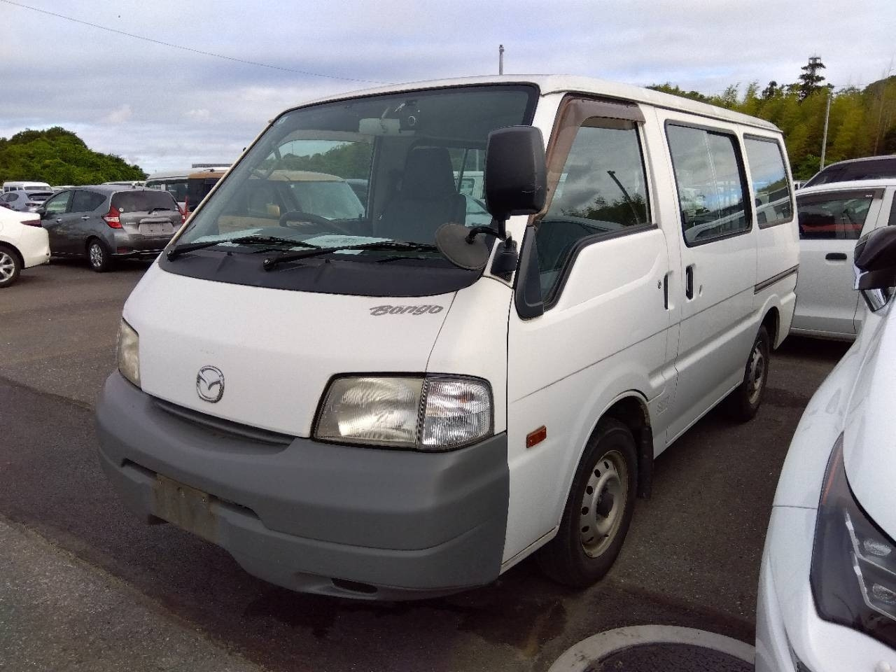 MAZDA BONGO — фото