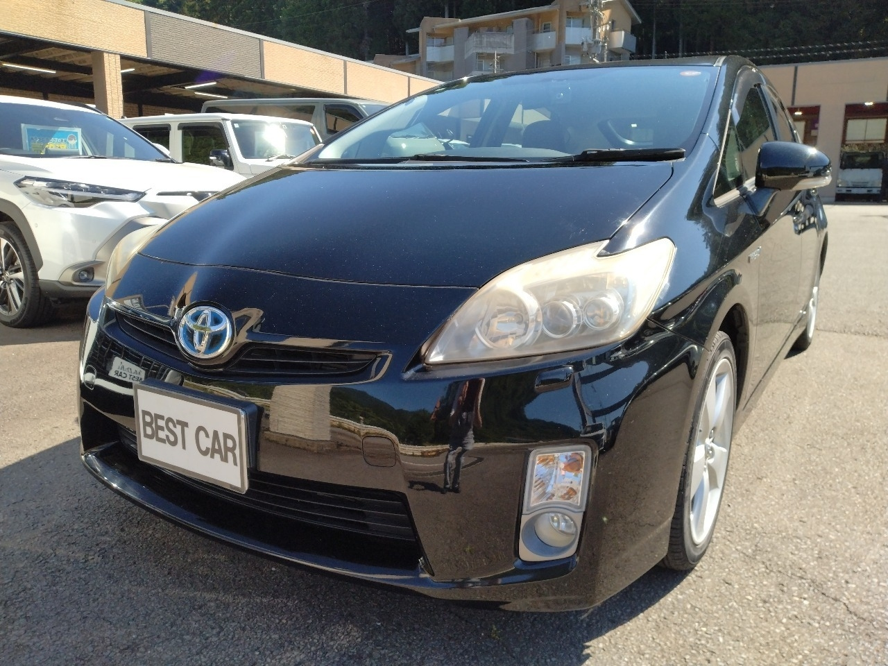 TOYOTA PRIUS — фото