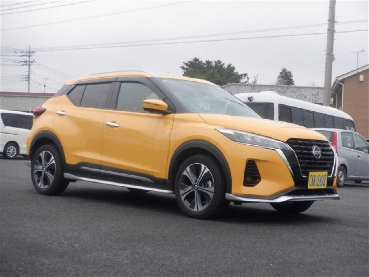 NISSAN KICKS — фото