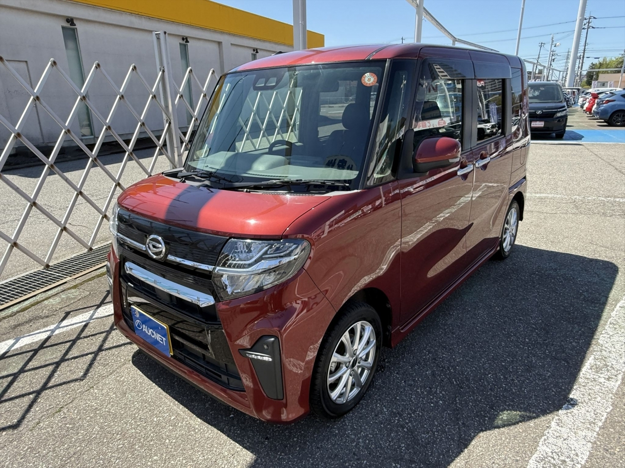 DAIHATSU TANTO — фото