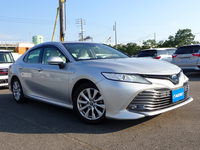 TOYOTA CAMRY — фото