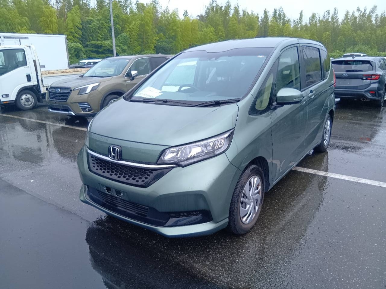 HONDA FREED — фото