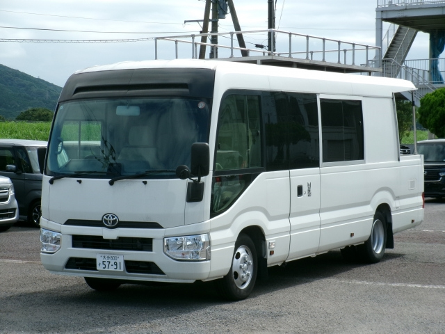 TOYOTA COASTER