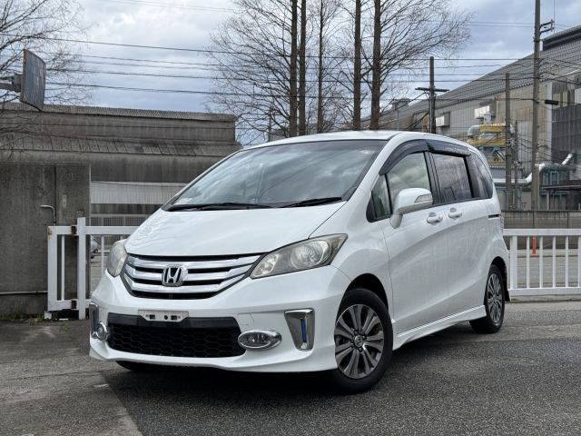 HONDA FREED — фото