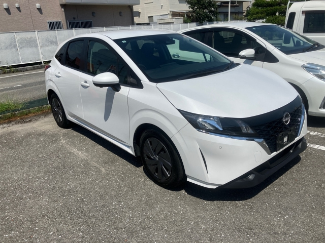 NISSAN NOTE — фото