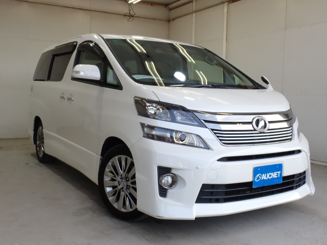 TOYOTA VELLFIRE — фото