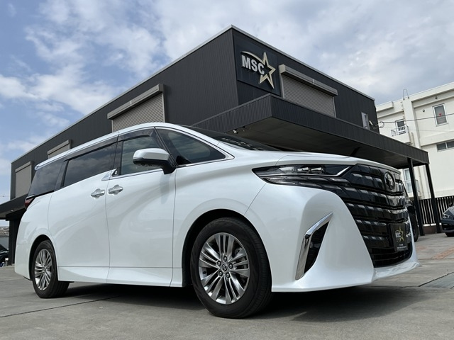 TOYOTA ALPHARD — фото
