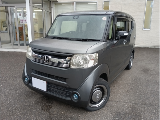 HONDA N BOX SLASH