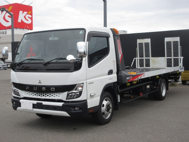 MITSUBISHI CANTER